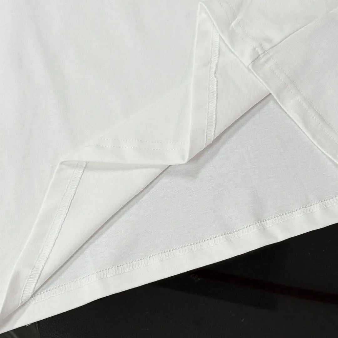 P190 Chrome Hearts 25 high-version long-sleeved fabrics made of 300 grams of high-density cotton, non-deformable, non-shrinking, complete with three labels, same style for men and women, process: digital printing, color: white, black SIZE: S-XL